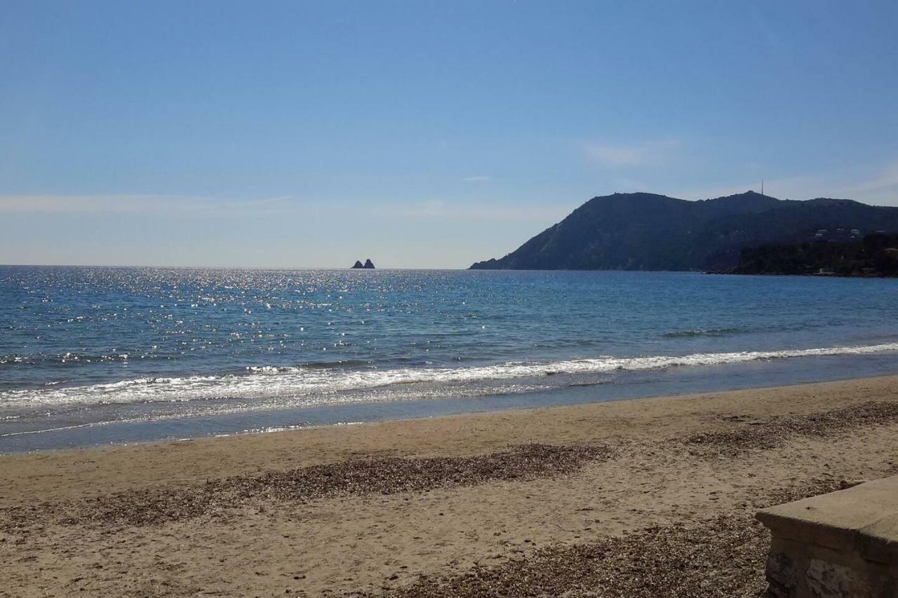 Апартаменти Tamaris Bay Ла-Сейн-сюр-Мер Екстер'єр фото